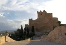 Villena, Castell de la Atalaya, Villena castell de La Atalaya, Barrio del Rabal, Barri del Raval, Alicante Alacant
