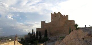 Villena, Castell de la Atalaya, Villena castell de La Atalaya, Barrio del Rabal, Barri del Raval, Alicante Alacant